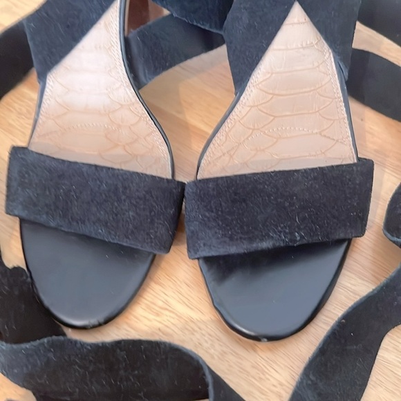 Gianni Bini Black Suede Block Heel Crisscross Gladiator Sandals Long Ties  11 - Picture 3 of 5